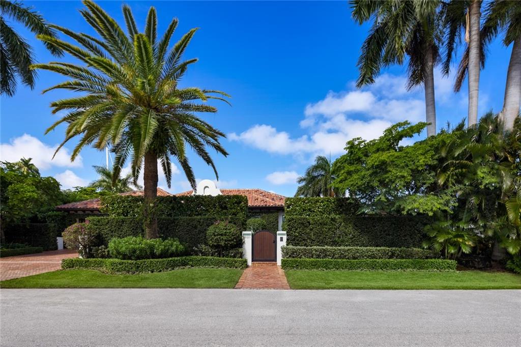 Lucille Island 37-19 B - Residential