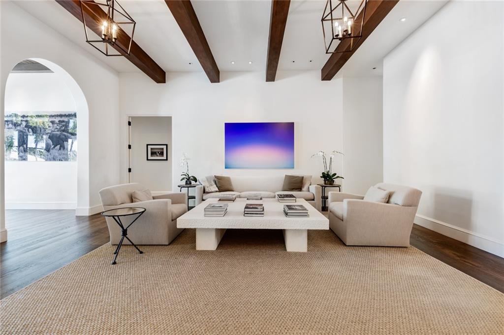 Lucille Island 37-19 B - Residential