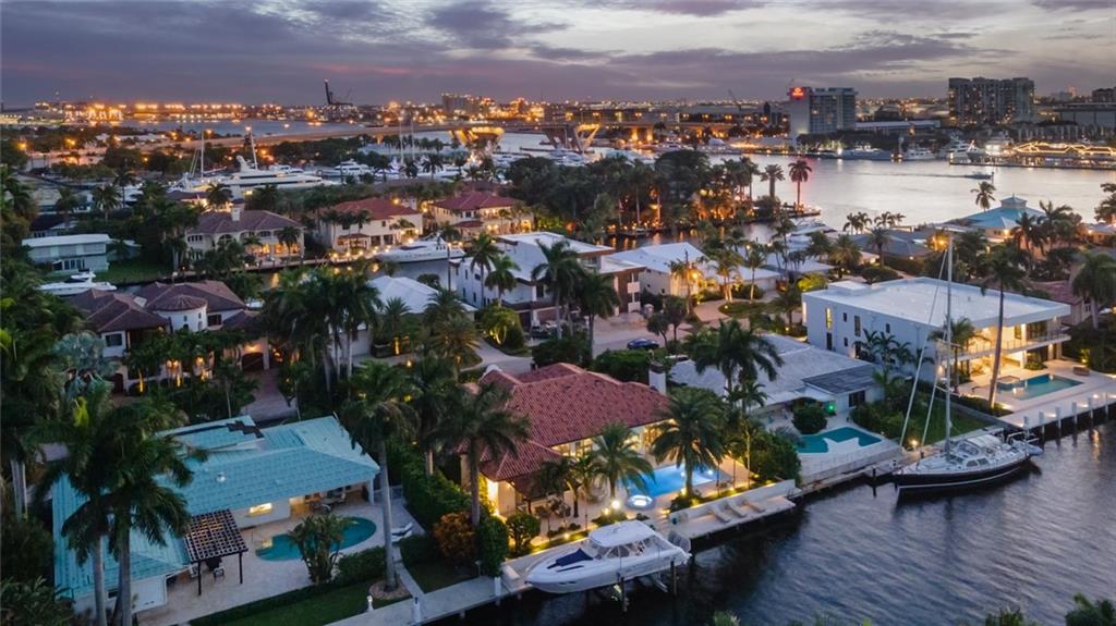 Lucille Island 37-19 B - Residential