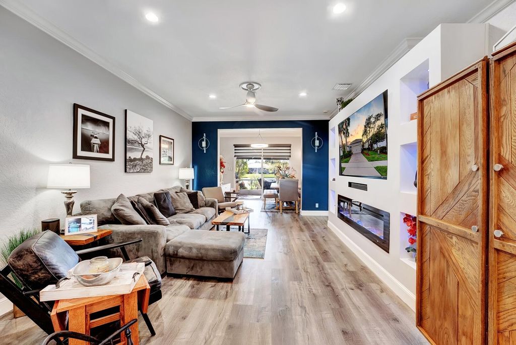 Photo of 10749 Royal Caribbean Circle, Boynton Beach, FL 33437 (MLS # R10986474)