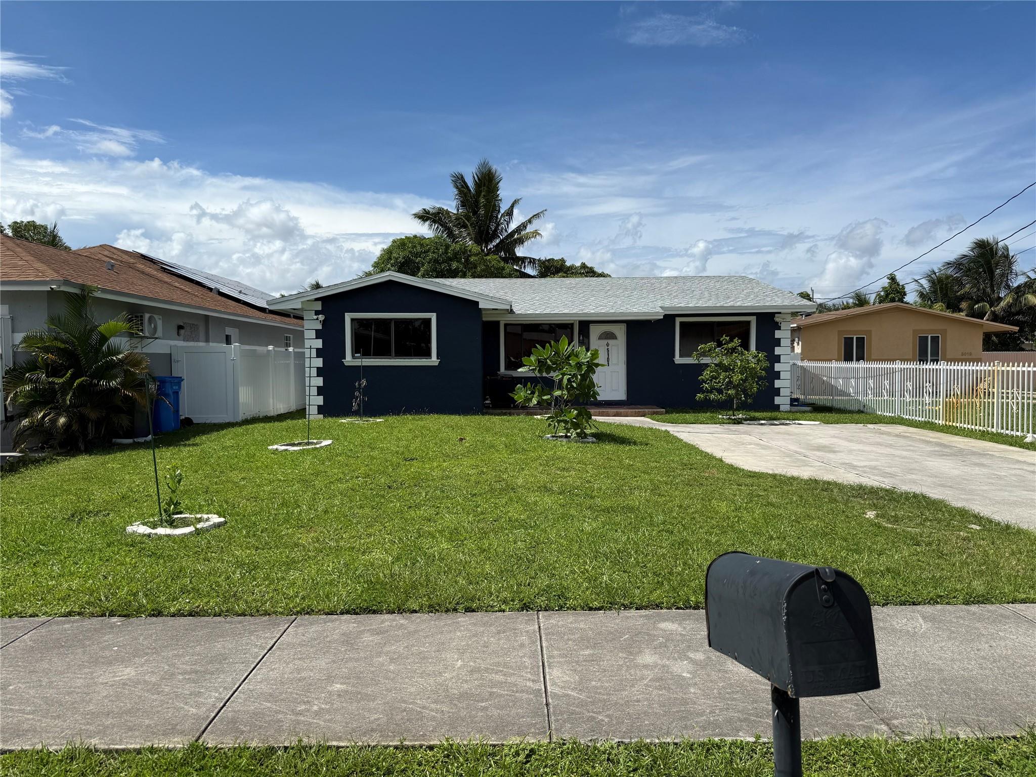 5101 SW 24th St