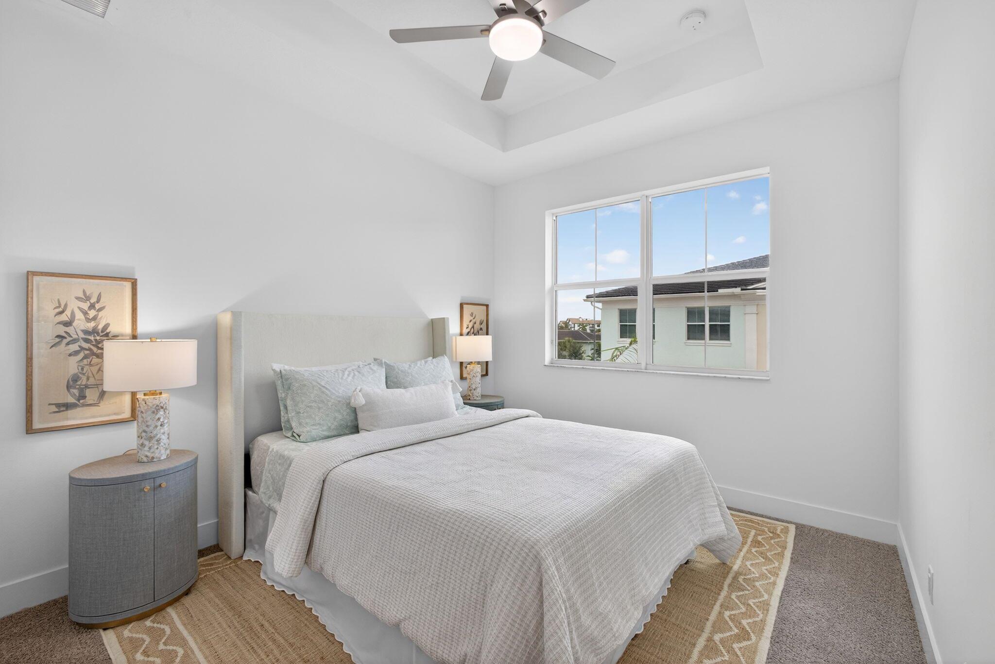 ALTON NEIGHBORHOOD - Residential