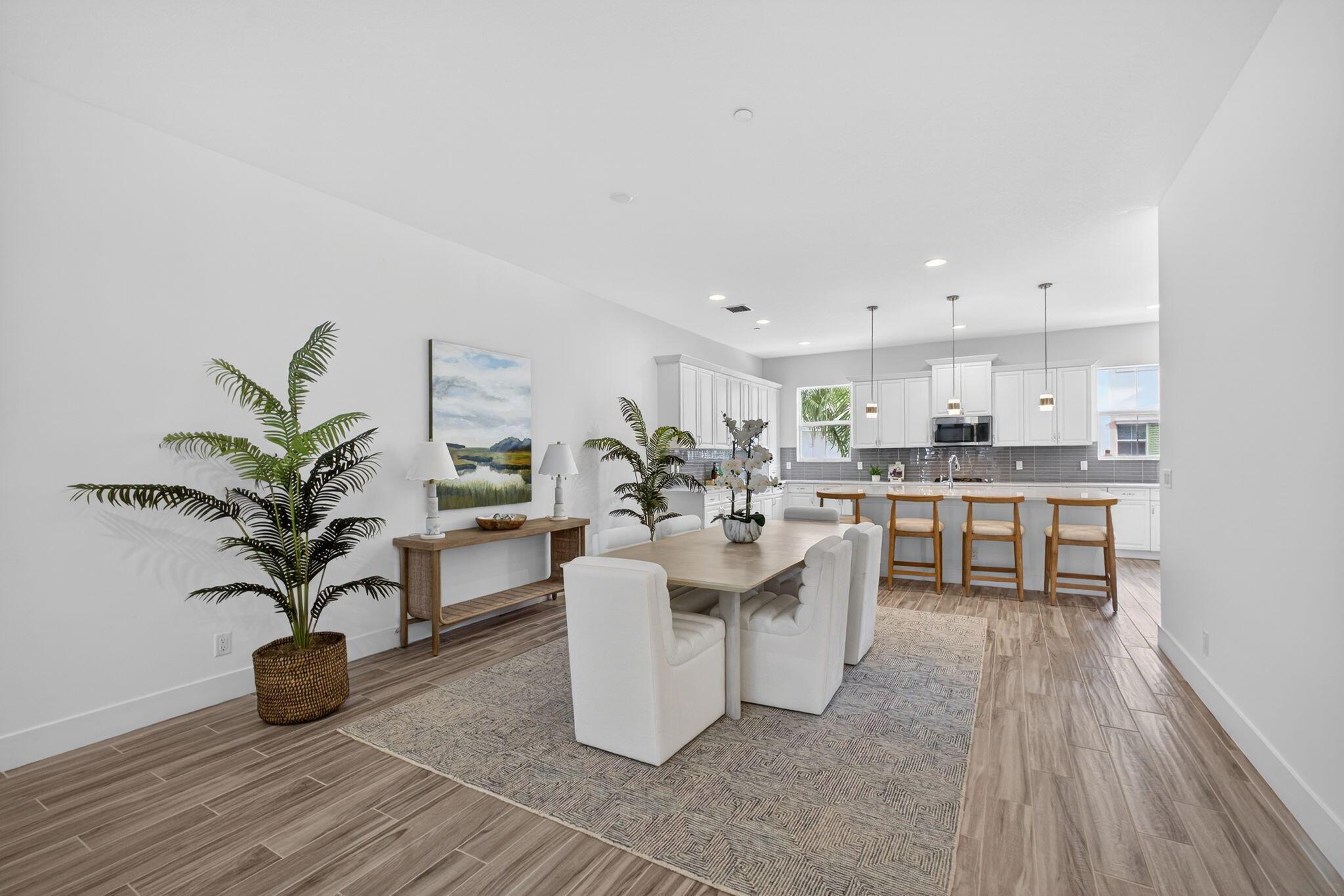 ALTON NEIGHBORHOOD - Residential