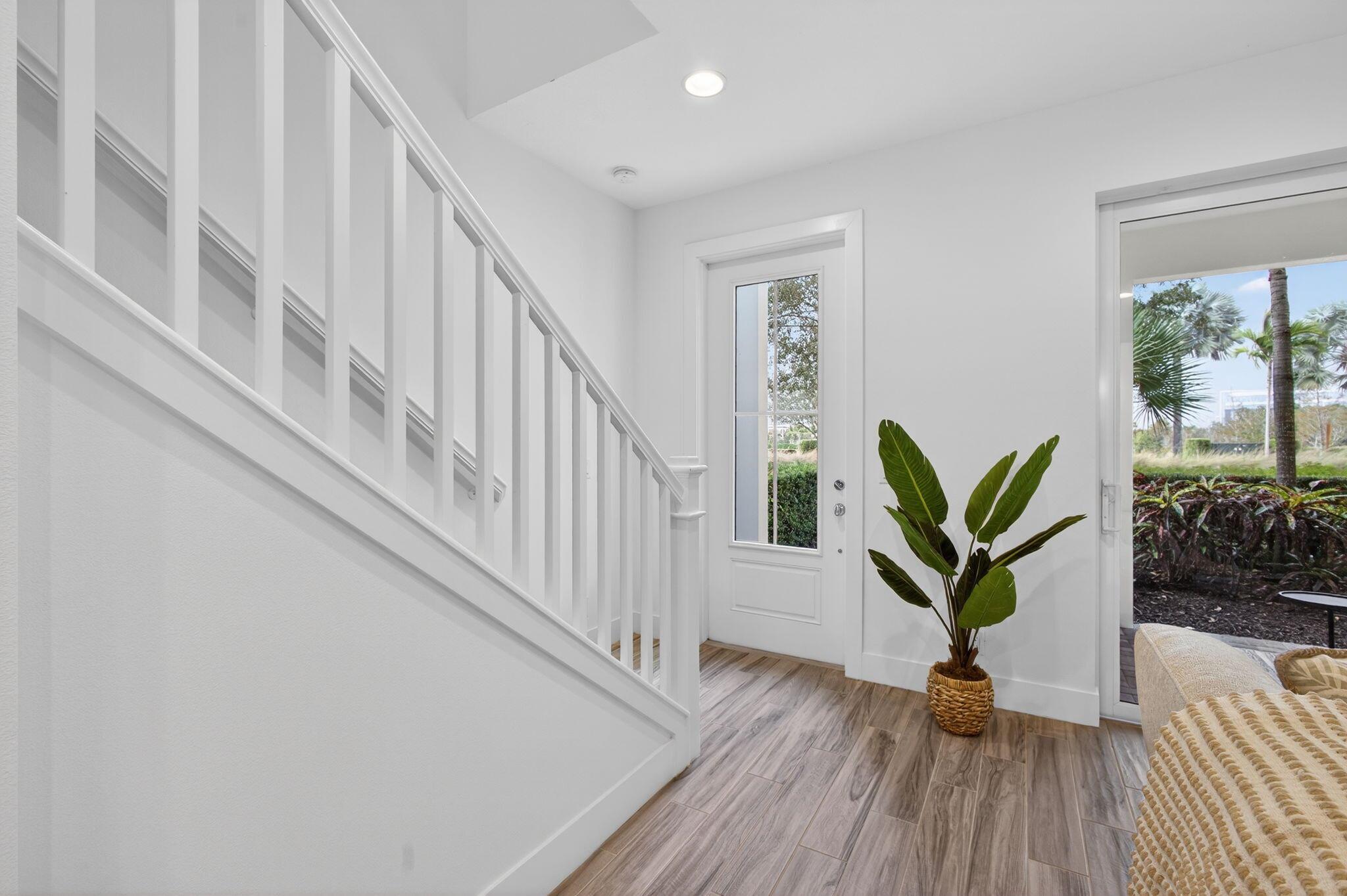 ALTON NEIGHBORHOOD - Residential