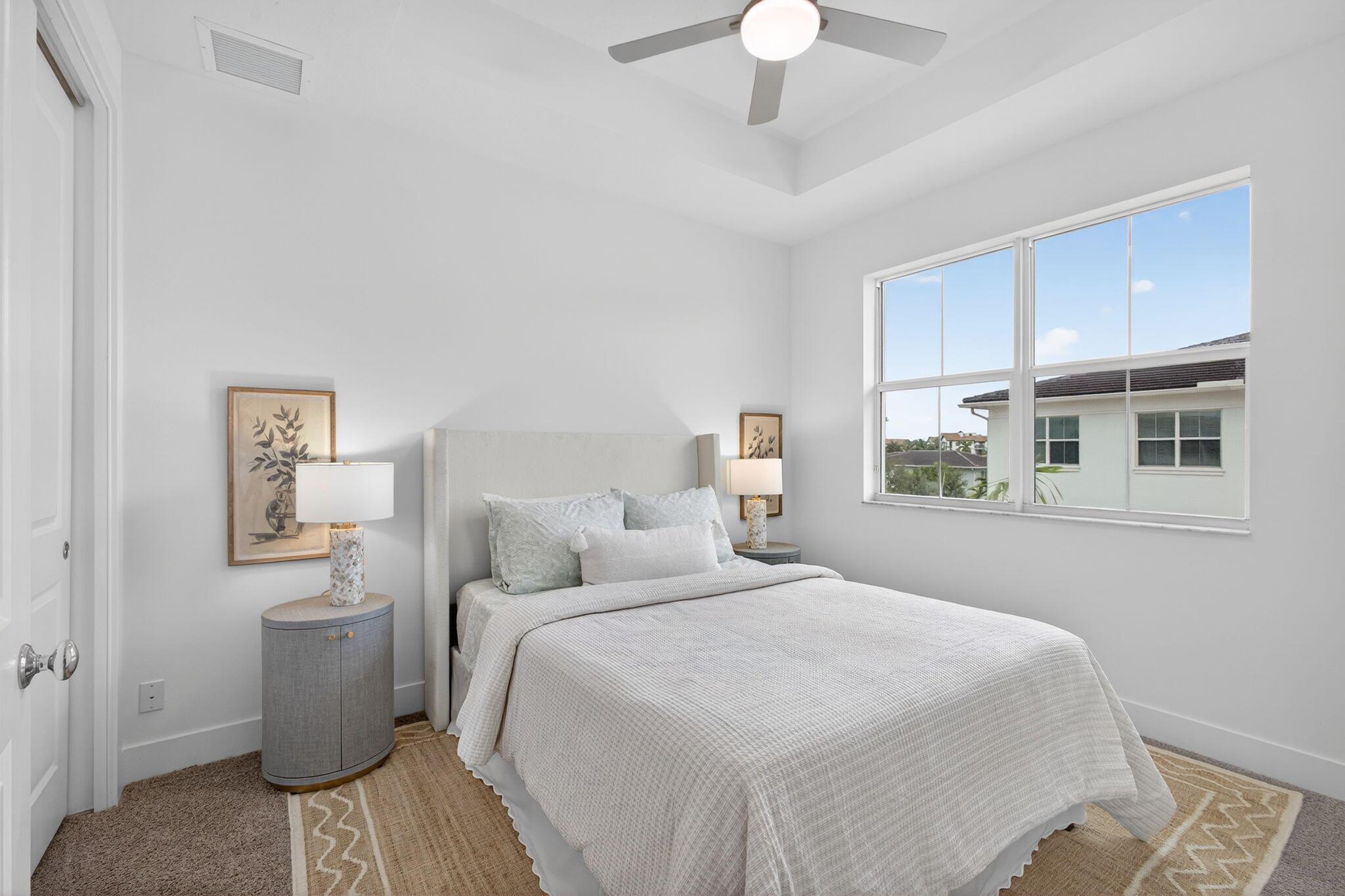 ALTON NEIGHBORHOOD - Residential