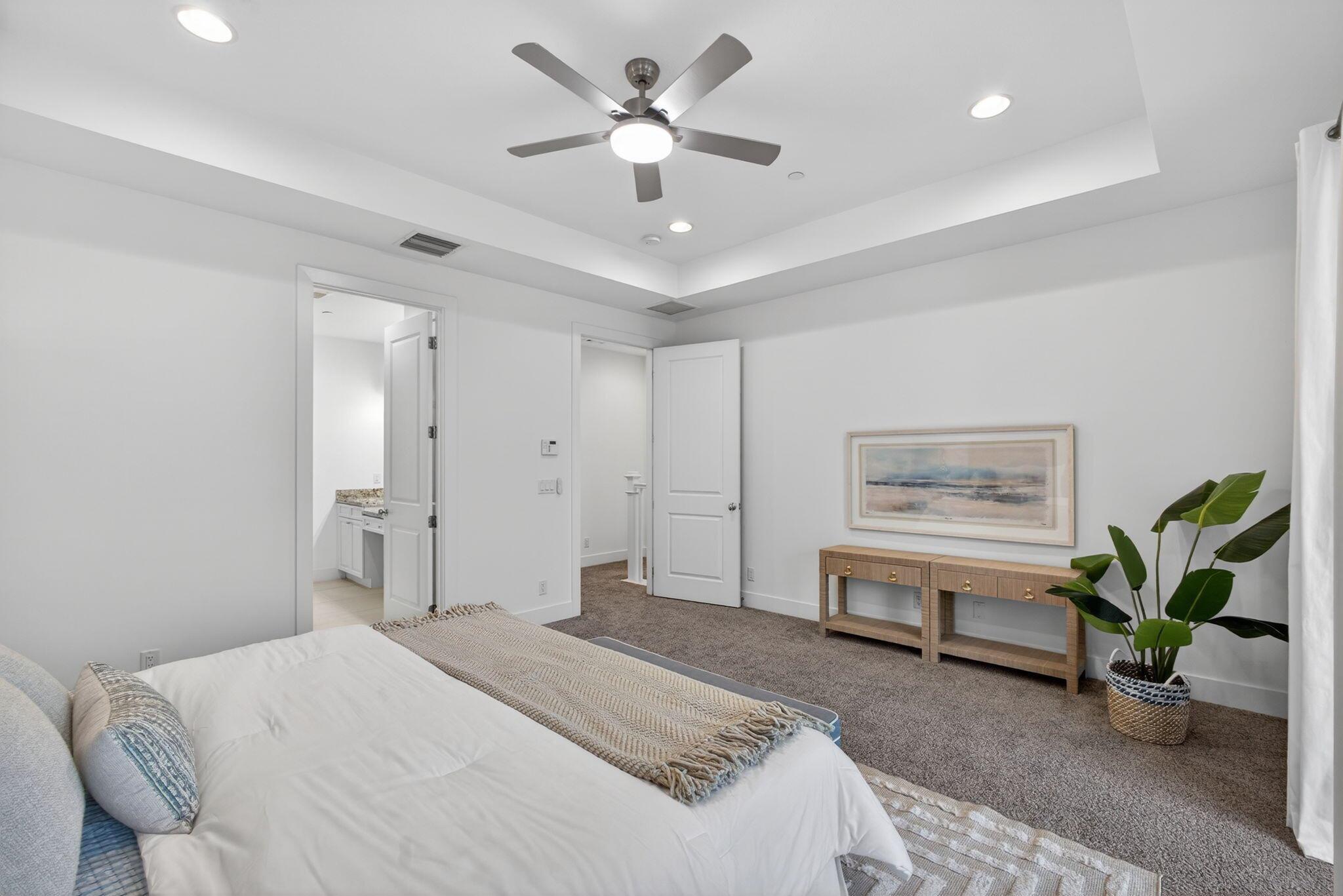 ALTON NEIGHBORHOOD - Residential