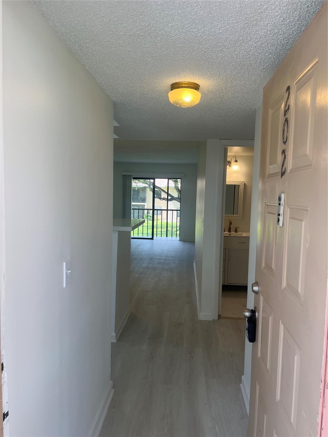 6796 Palmetto Cir 6796