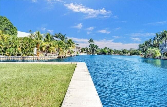 THREE RIVERS EAST CONDO - Residential Lease