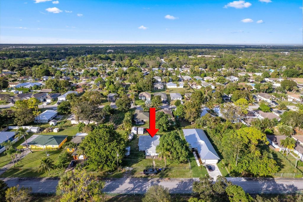 Photo of 6905 1st Street, Jupiter, FL 33458 (MLS # R10939539)