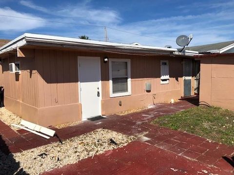 6432 B SW B 18th Court B Pompano Beach FL 33068