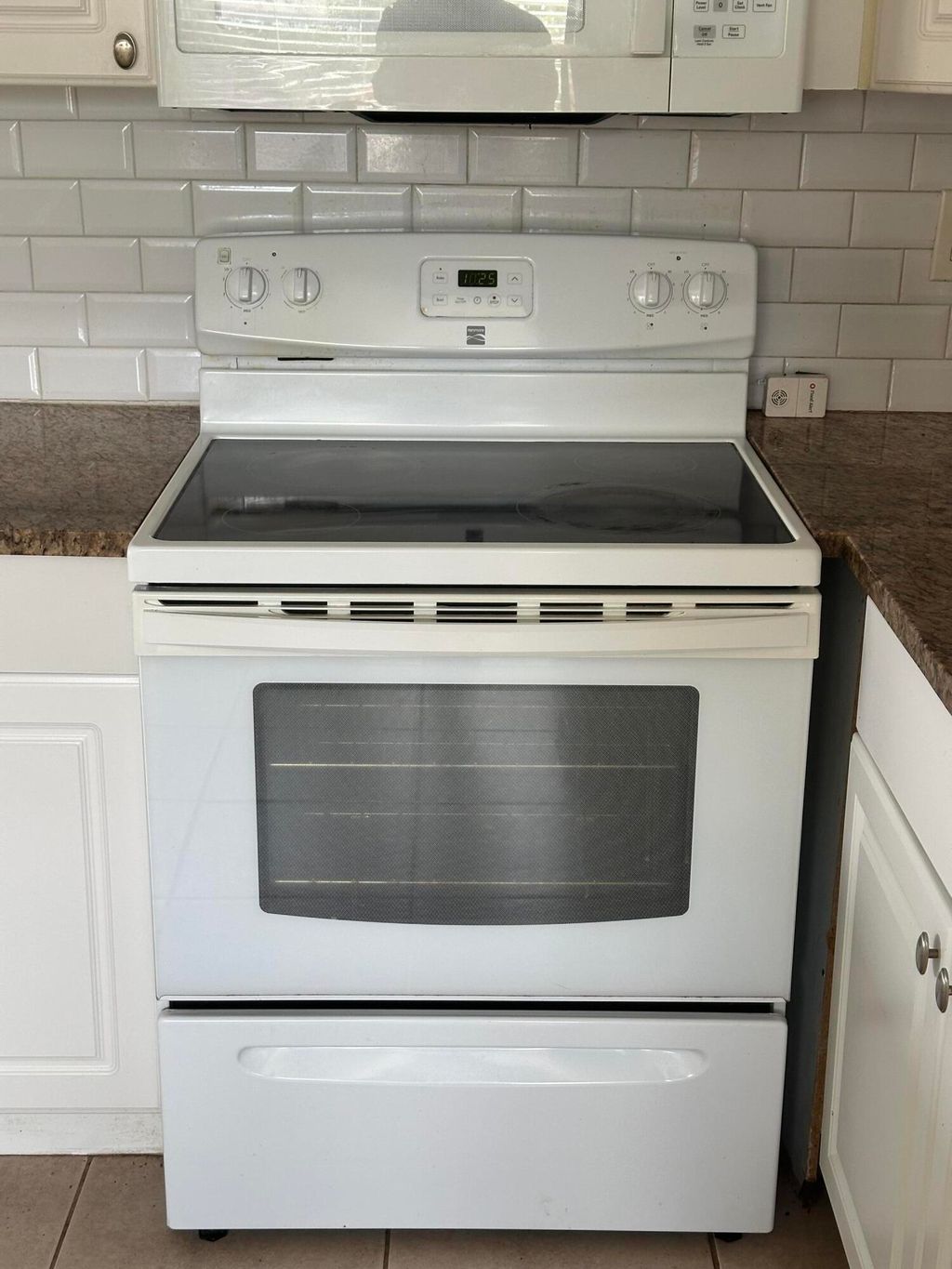 Photo of 128 Norwich F, West Palm Beach, FL 33417 (MLS # B26028632)