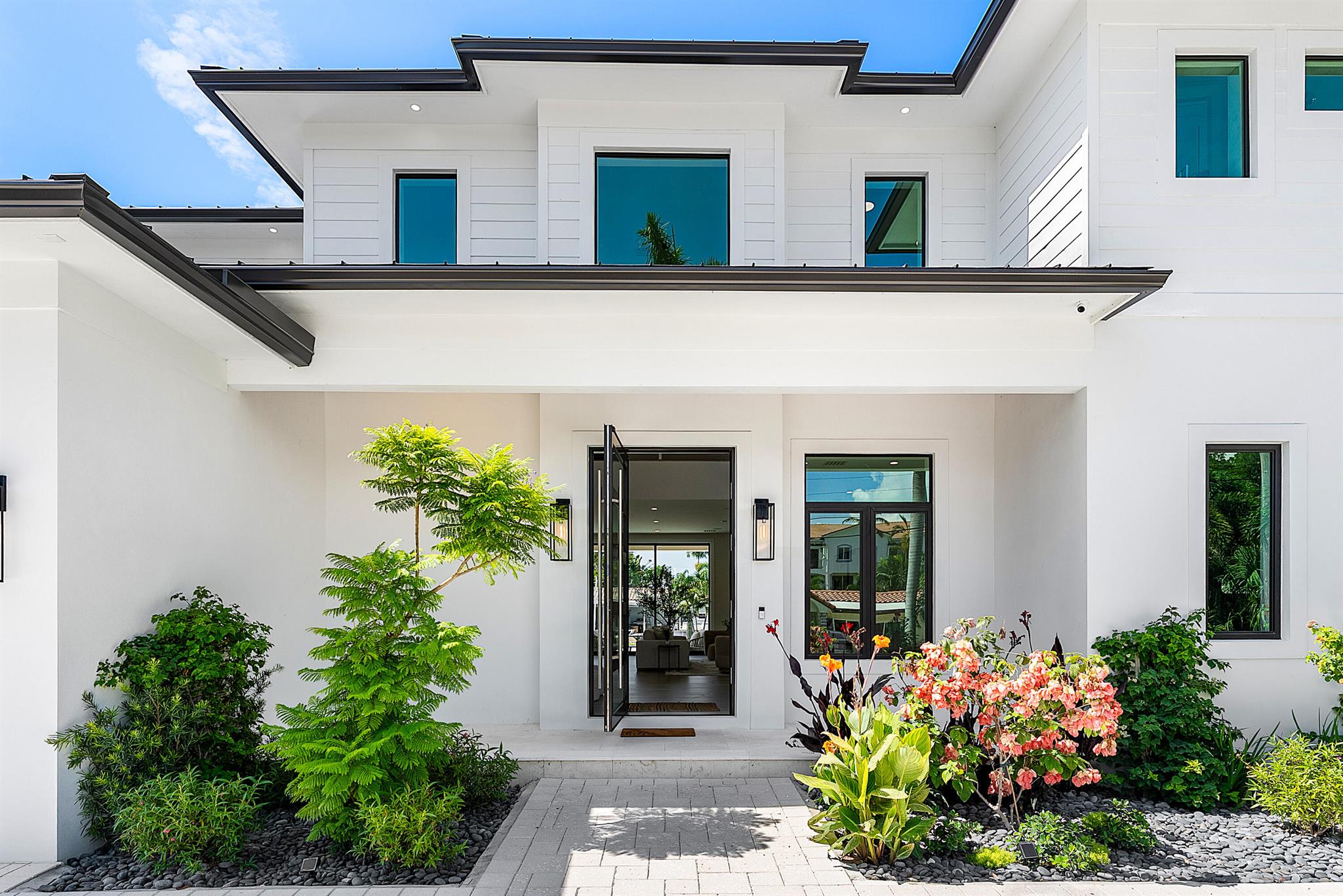 811 Chukker Road