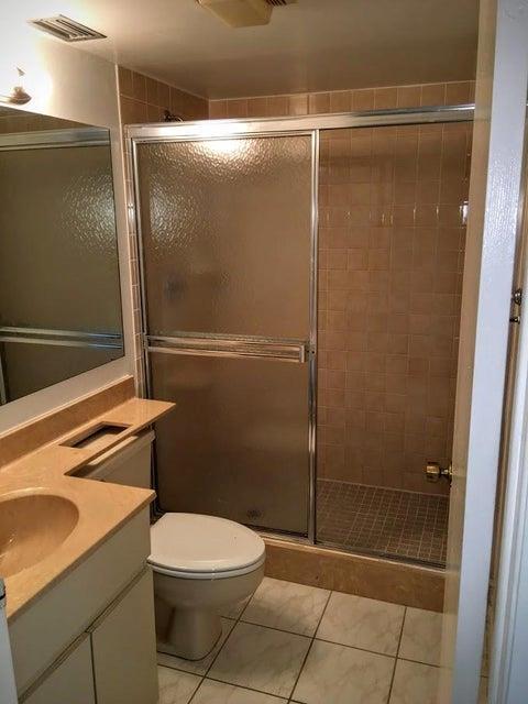 BOCA RIO NORTH - Residential Lease