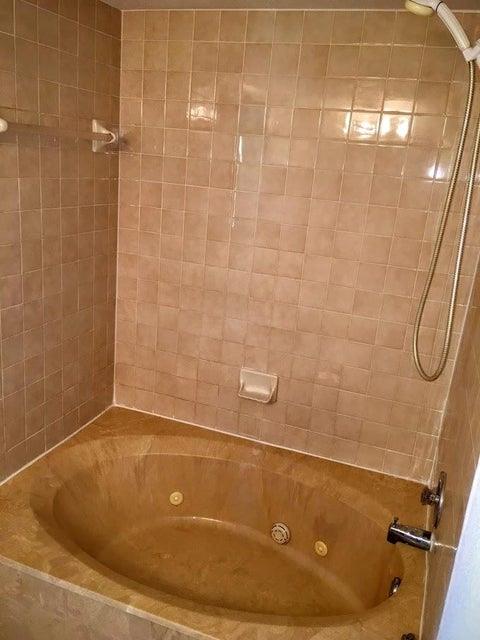 BOCA RIO NORTH - Residential Lease