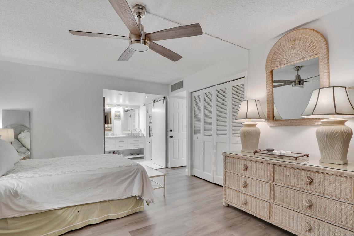 TWELVE OAKS CONDO - Residential Lease