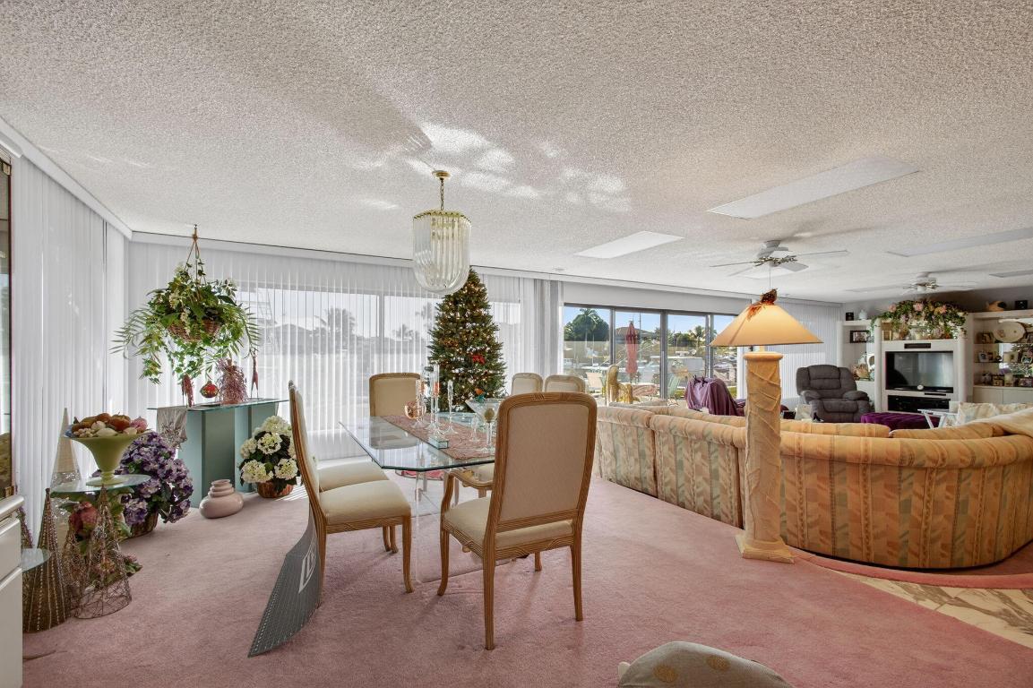 NORTH PALM BEACH VILLAGE OF 6 - Residential