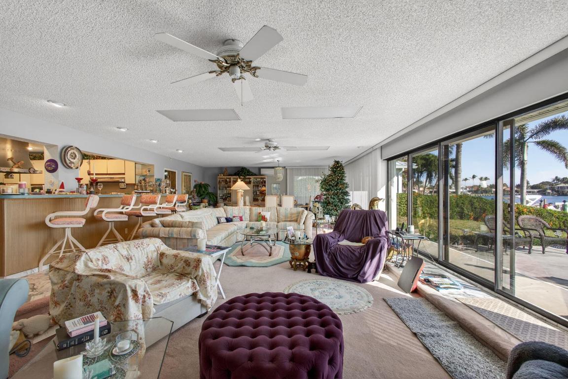 NORTH PALM BEACH VILLAGE OF 6 - Residential