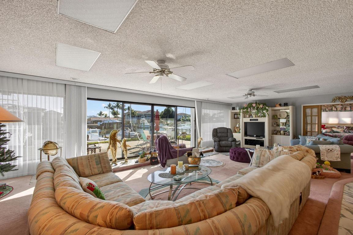 NORTH PALM BEACH VILLAGE OF 6 - Residential