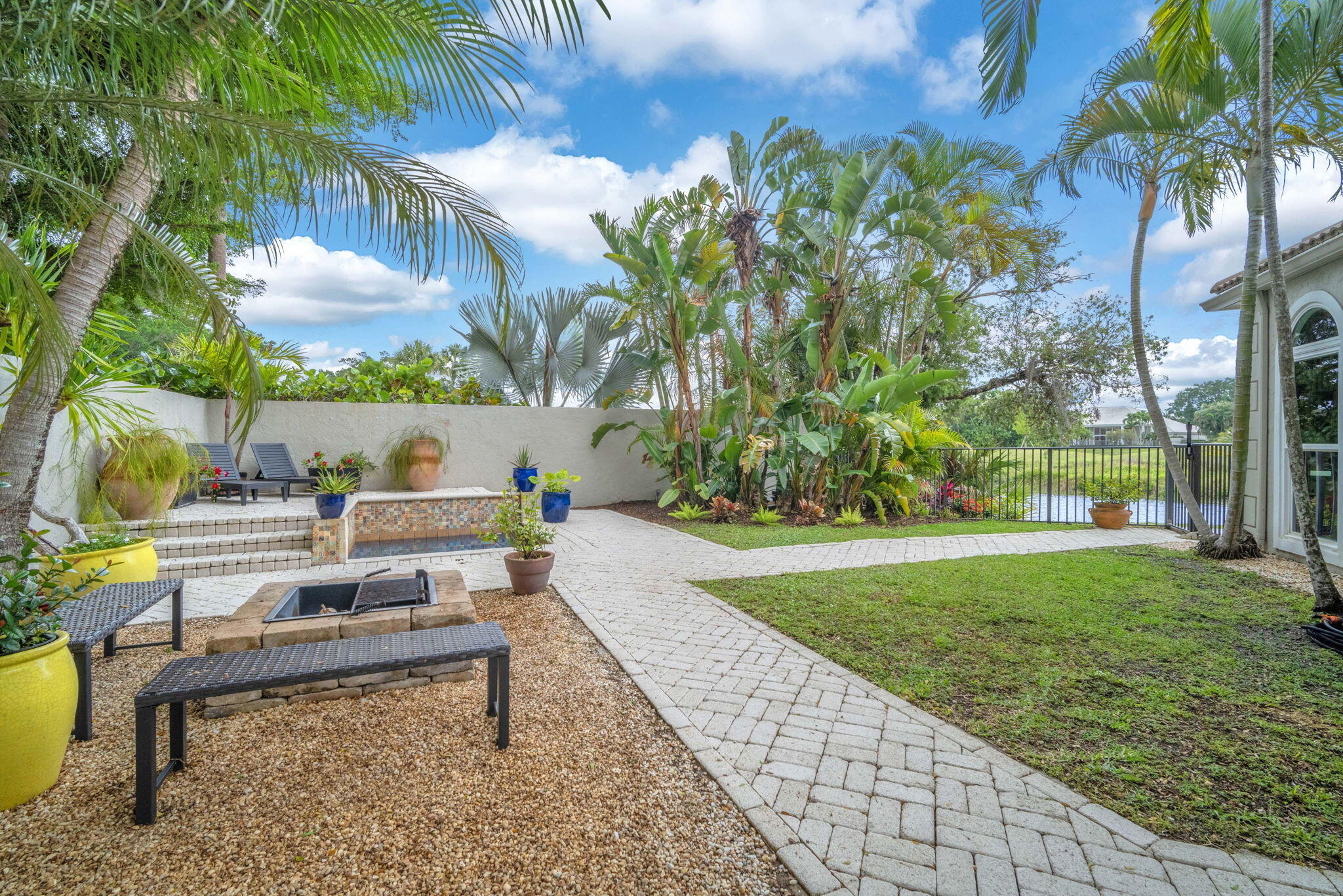 FIRST FAIRWAY CONDO - Residential