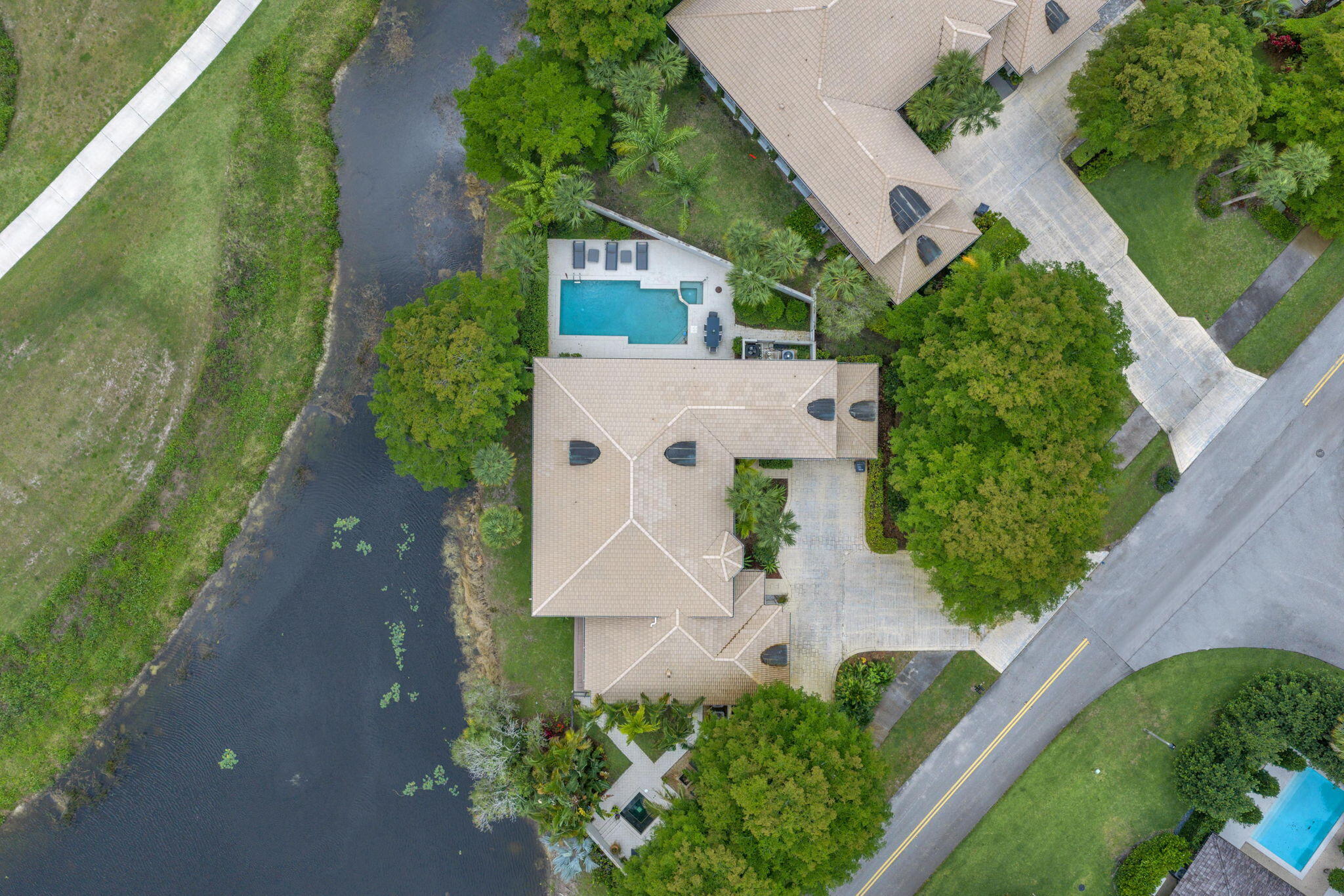 FIRST FAIRWAY CONDO - Residential