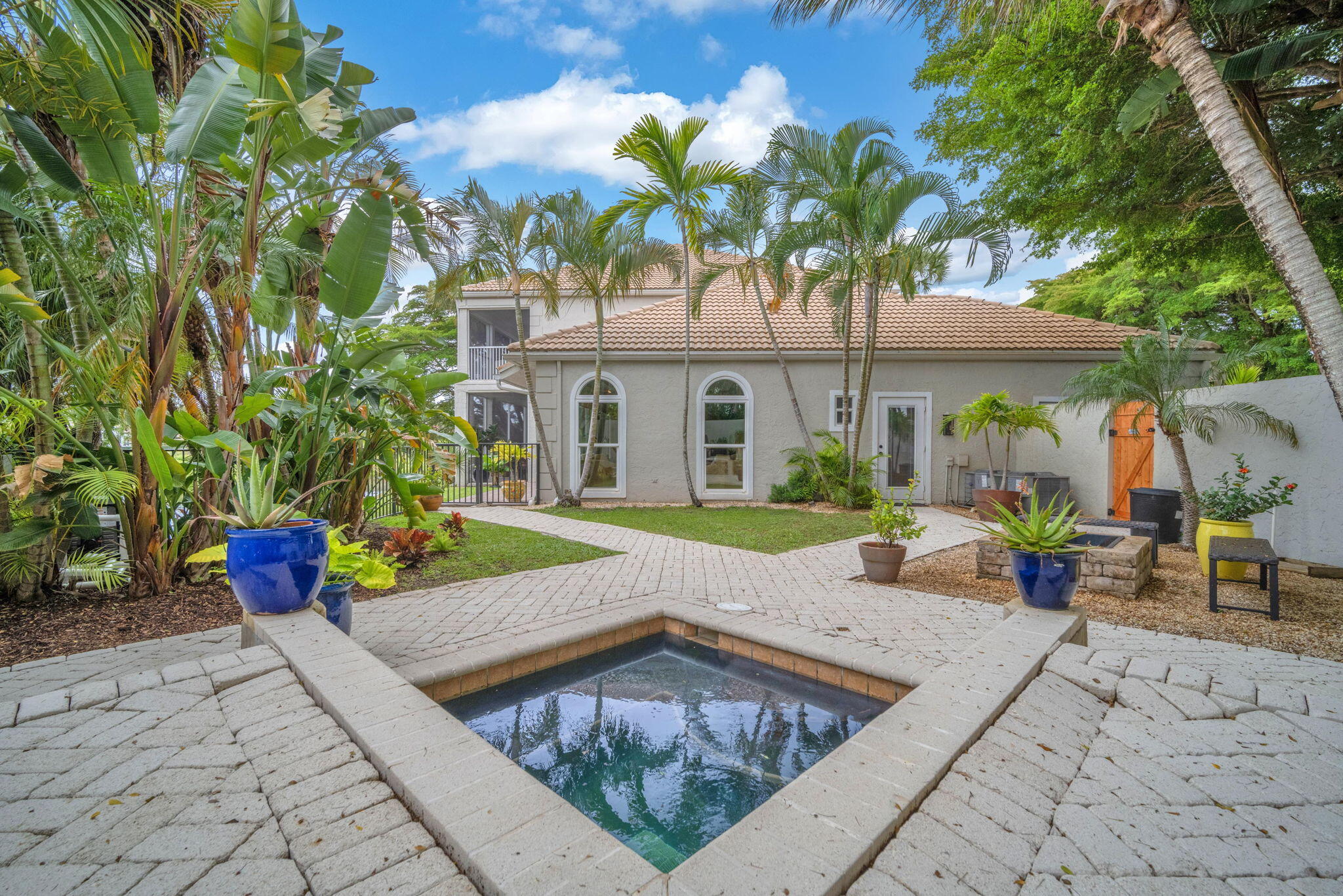 FIRST FAIRWAY CONDO - Residential