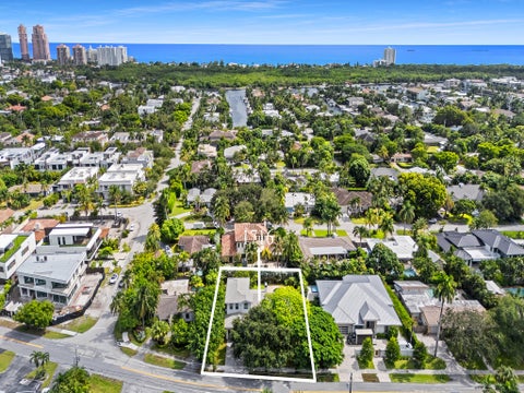 Tiny photo for 1716 Middle River Drive, Fort Lauderdale, FL 33305 (MLS # B26089230)
