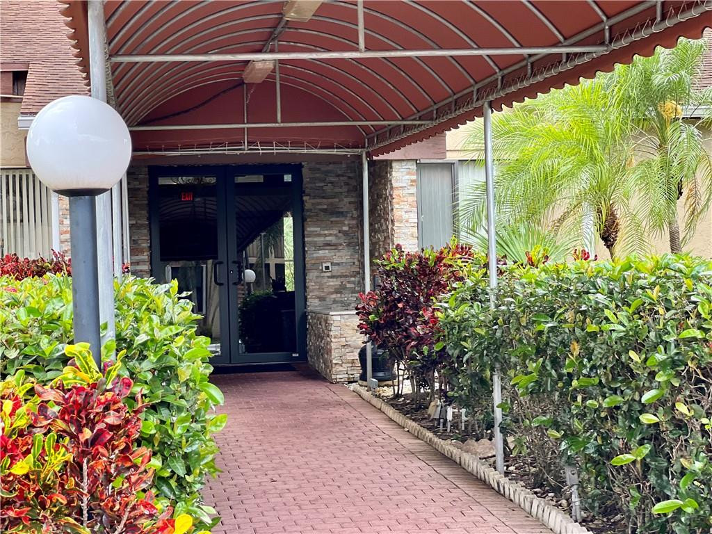 Palm Springs #3 Condo - Residential Lease