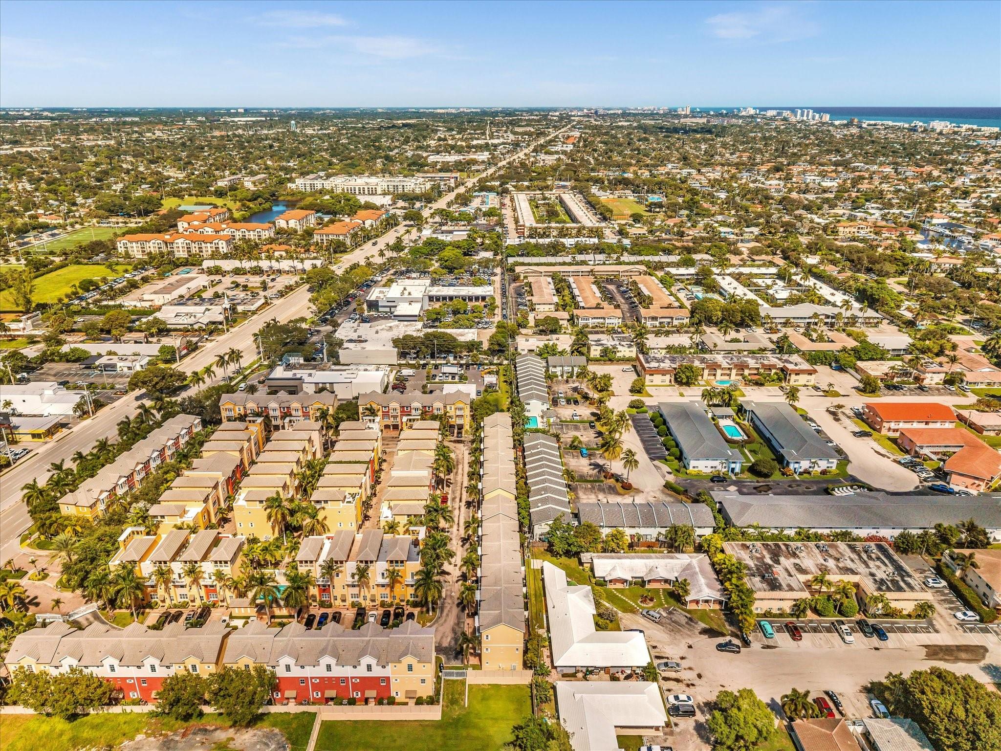 Vintage Lighthouse Point - Residential
