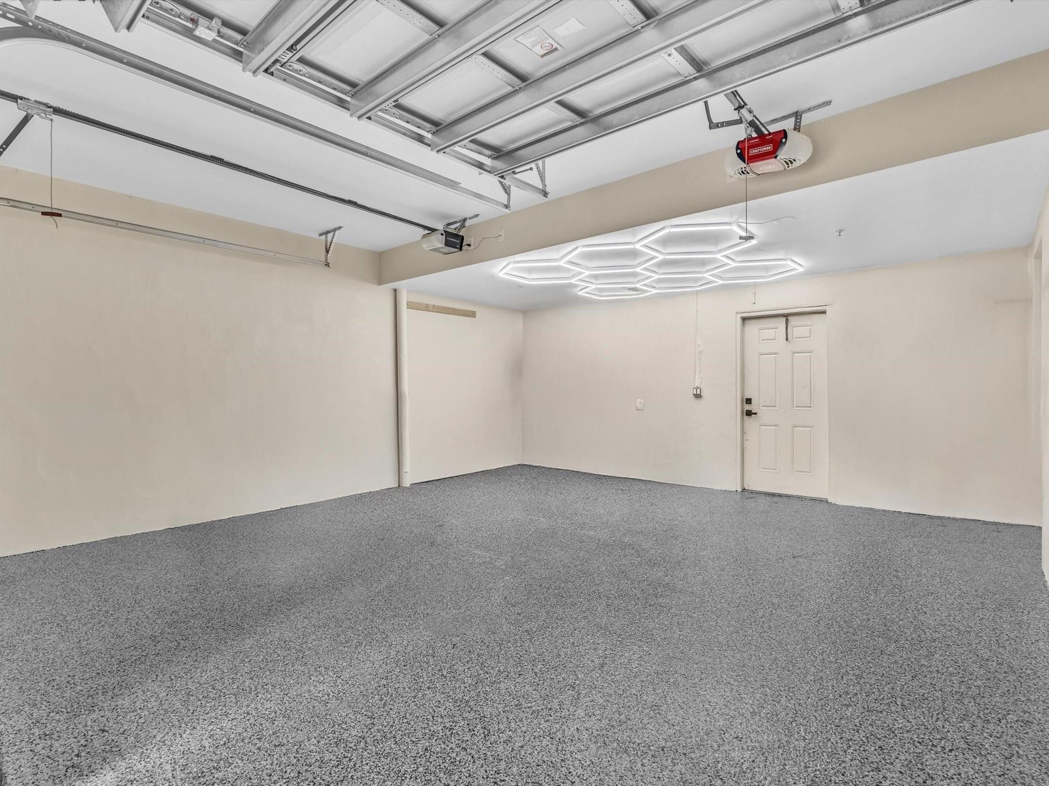 Vintage Lighthouse Point - Residential