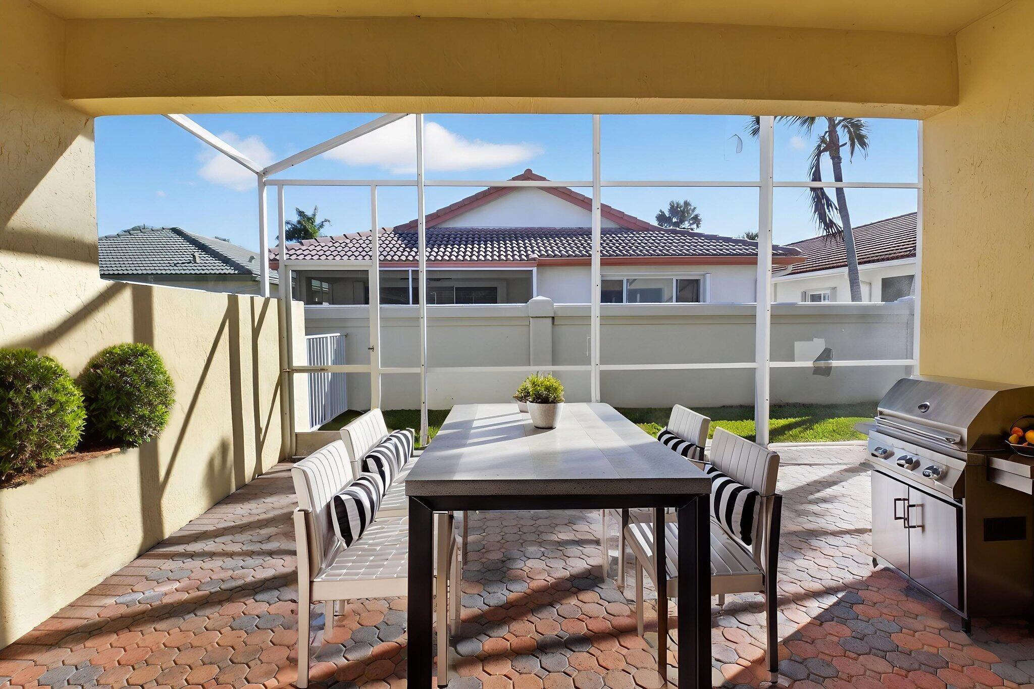 VENETIAN ISLES - Residential