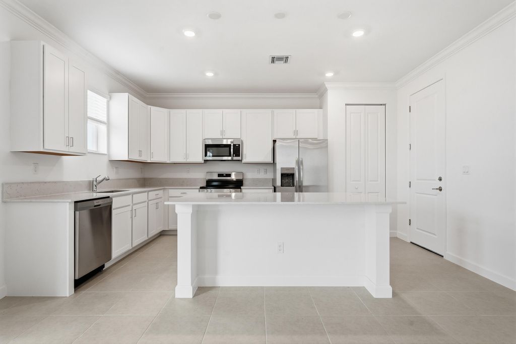 Photo of 2962 Spanish Cedar Place, Fort Pierce, FL 34946 (MLS # B26021432)