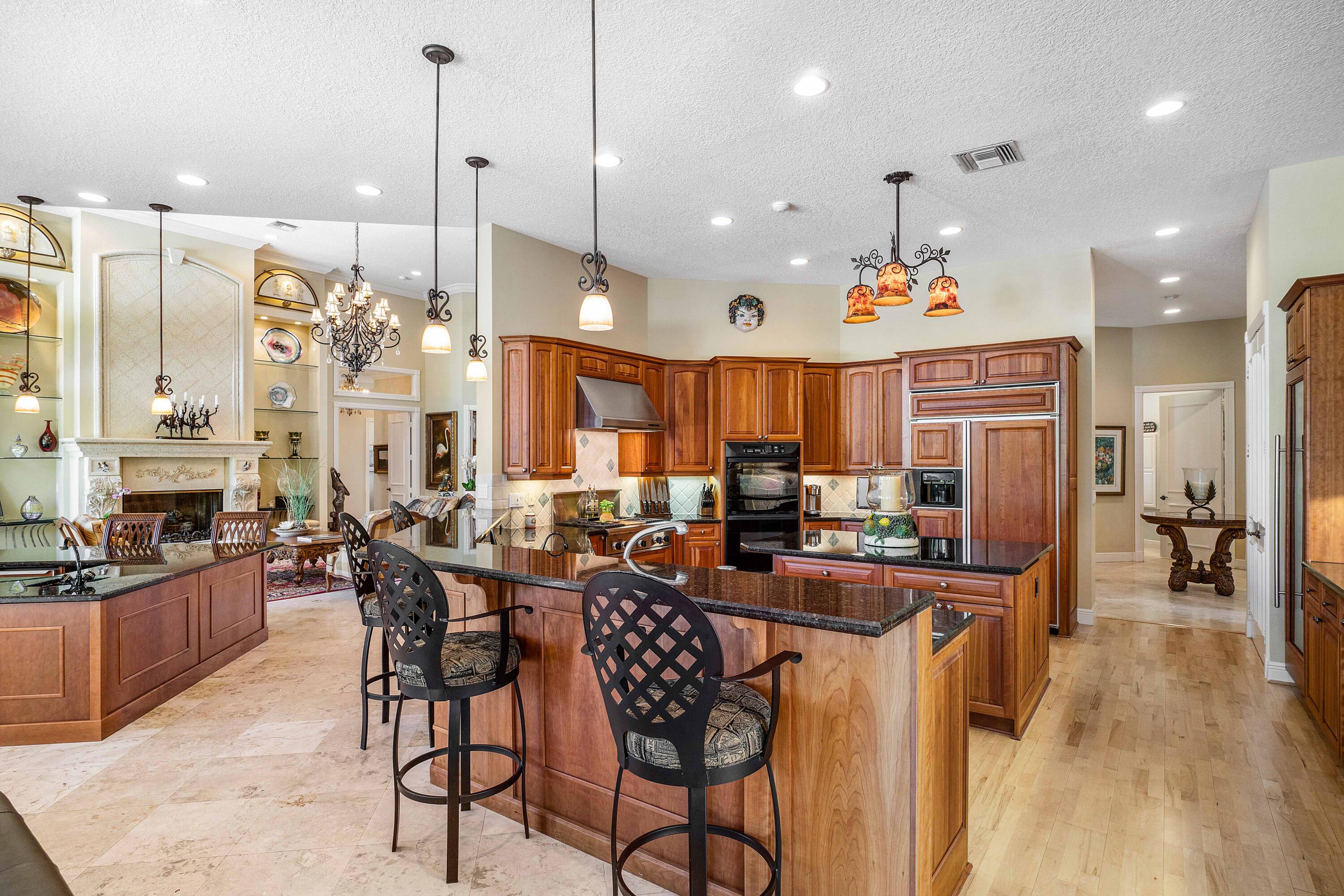 LITTLE CYPRESS POINTE - Residential