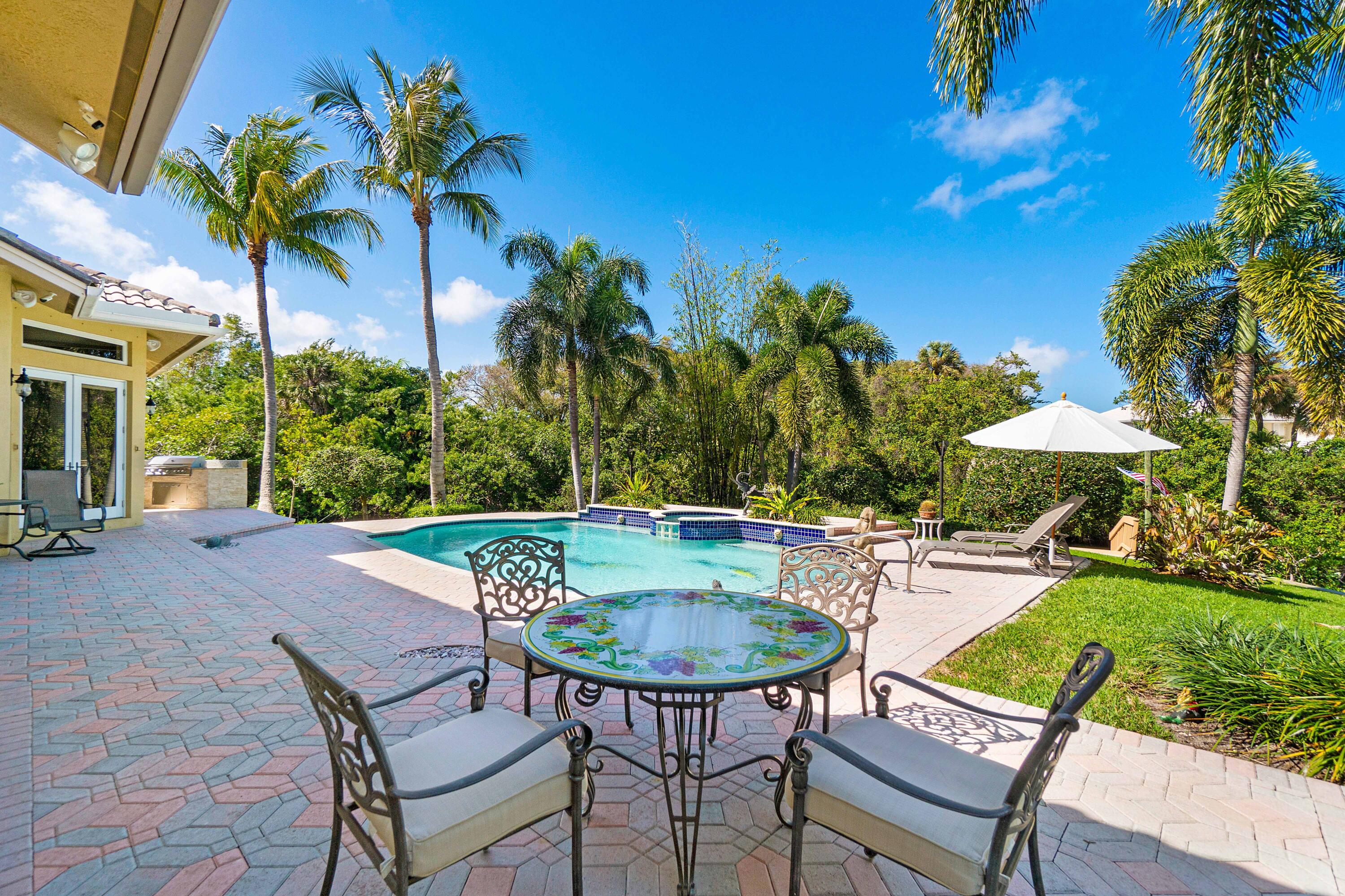 LITTLE CYPRESS POINTE - Residential