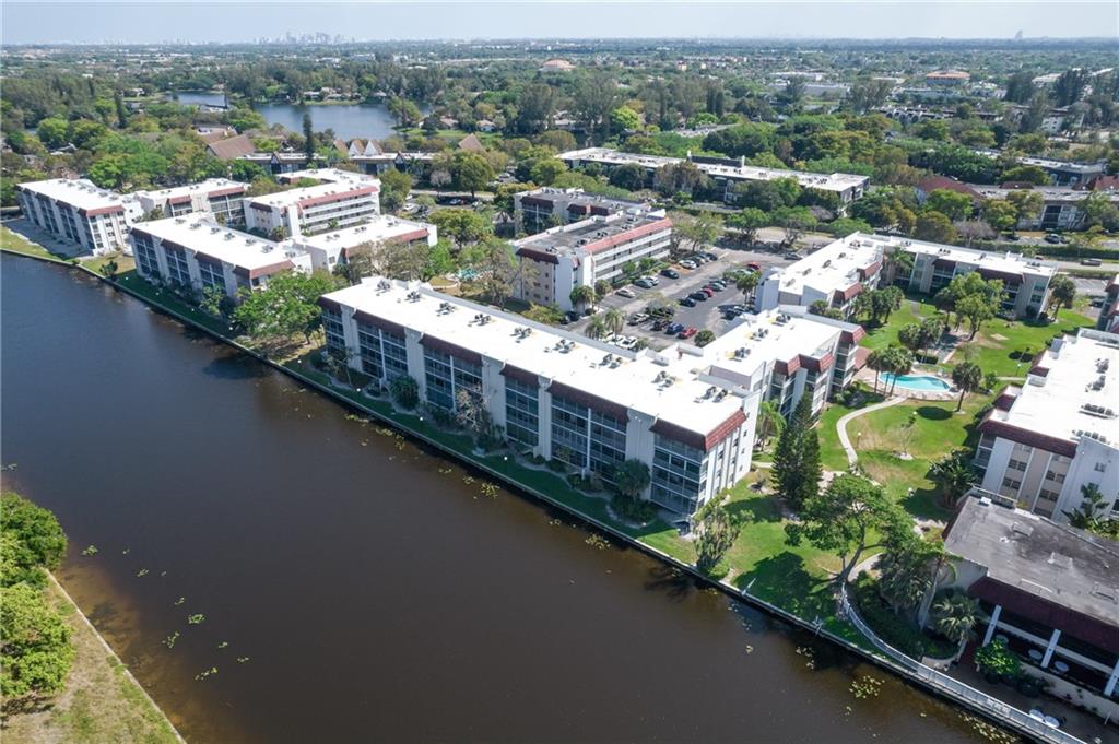 LAS VISTAS - Residential