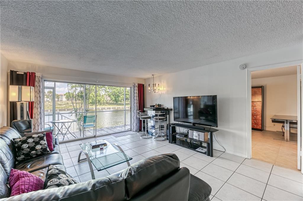 LAS VISTAS - Residential