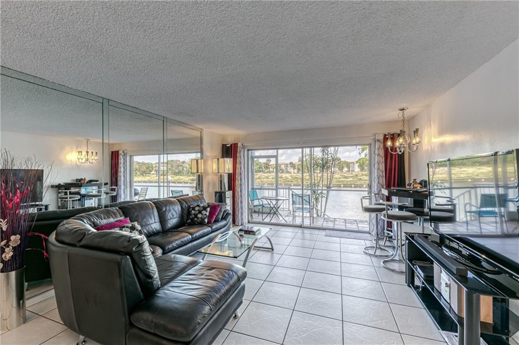 LAS VISTAS - Residential