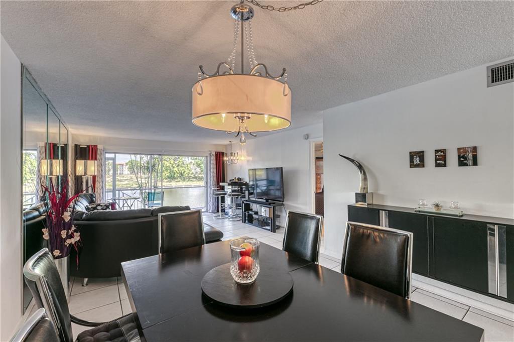 LAS VISTAS - Residential