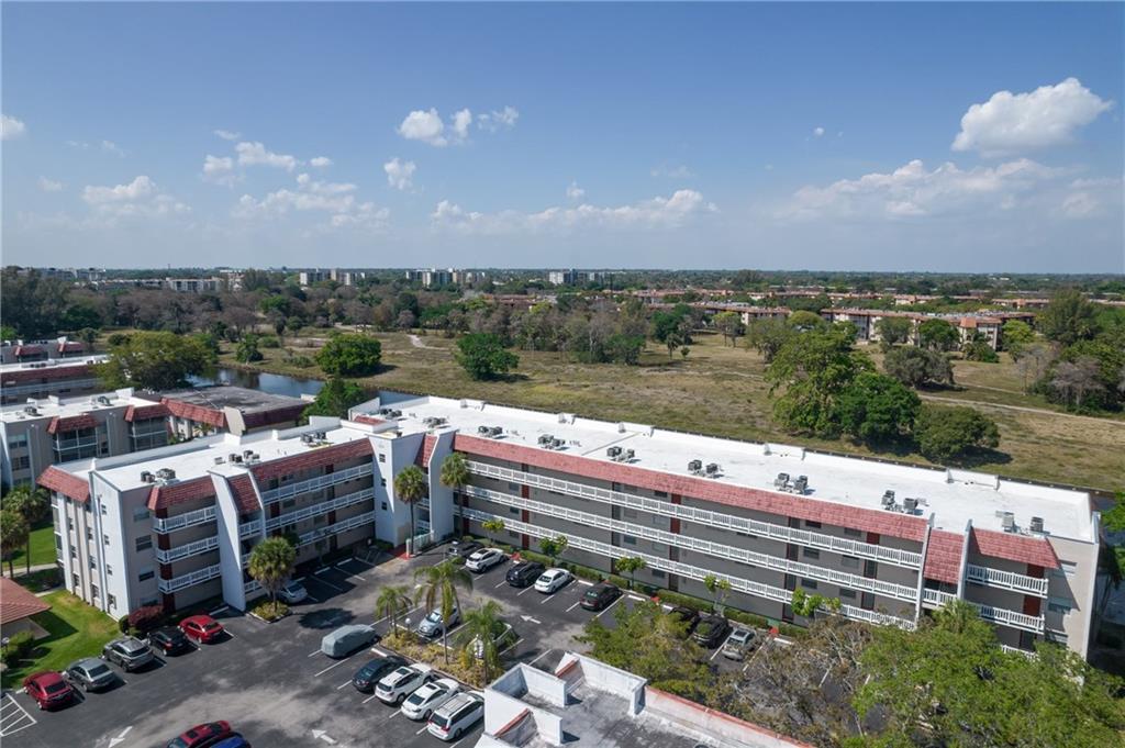 LAS VISTAS - Residential