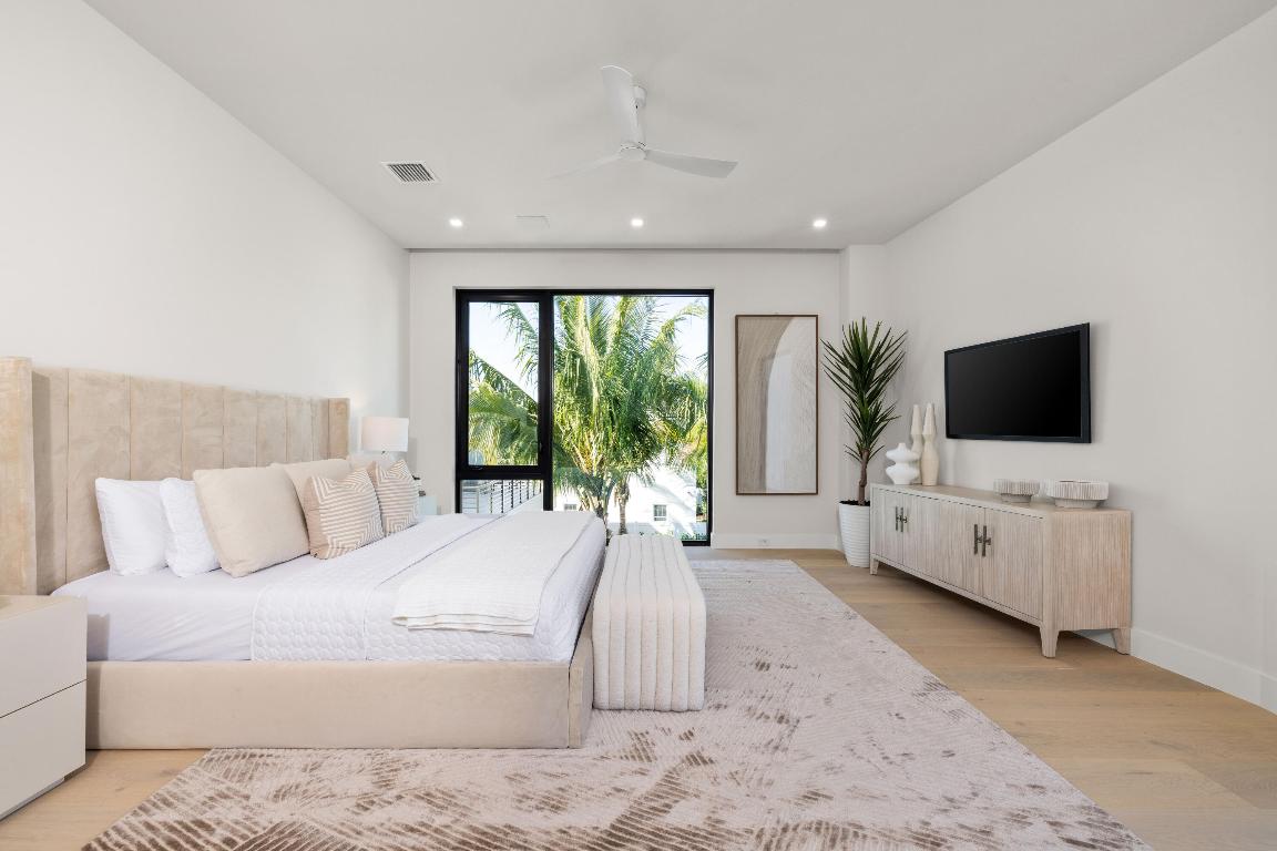 LA HACIENDA DELRAY - Residential