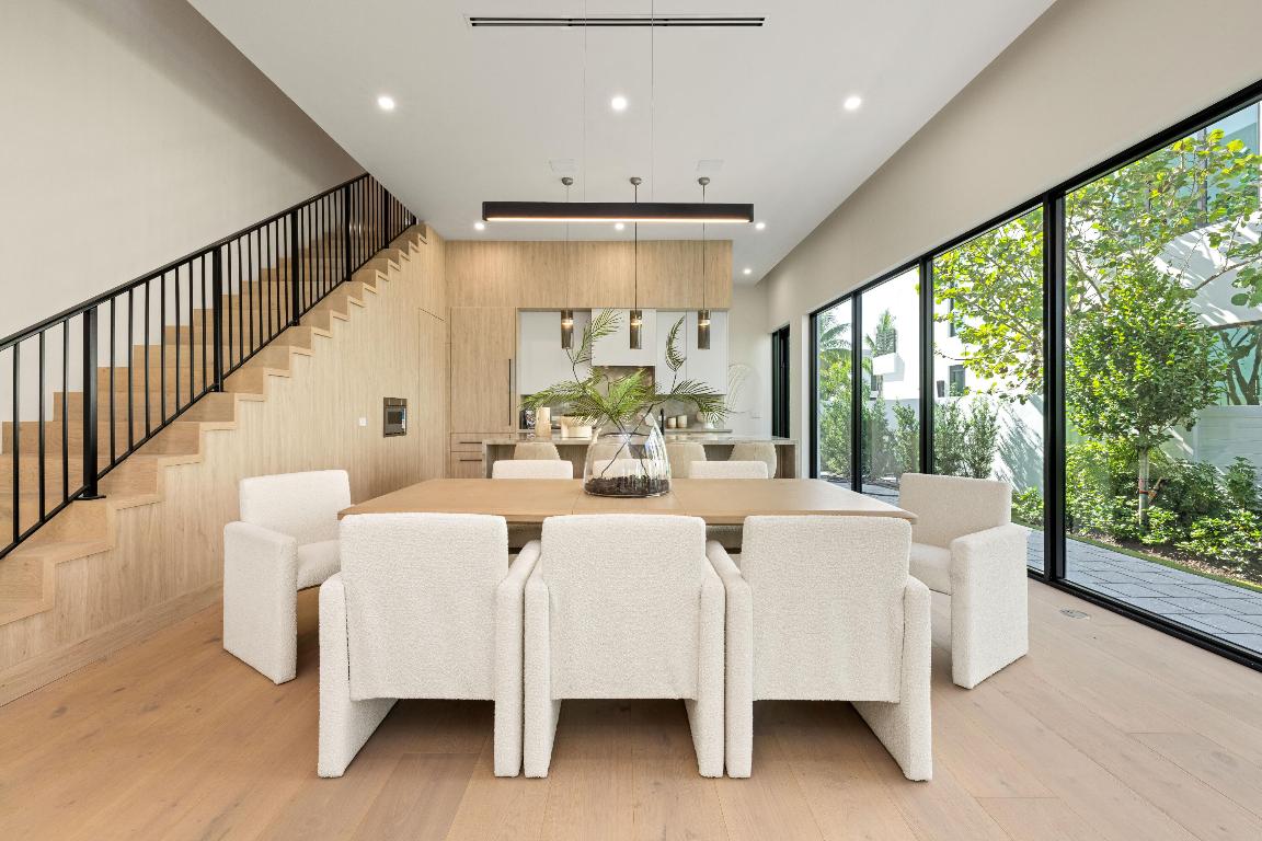 LA HACIENDA DELRAY - Residential