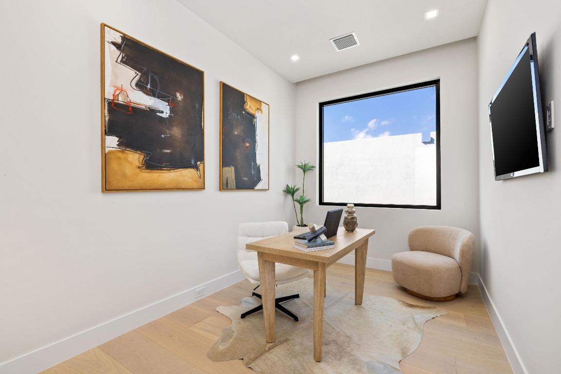 LA HACIENDA DELRAY - Residential