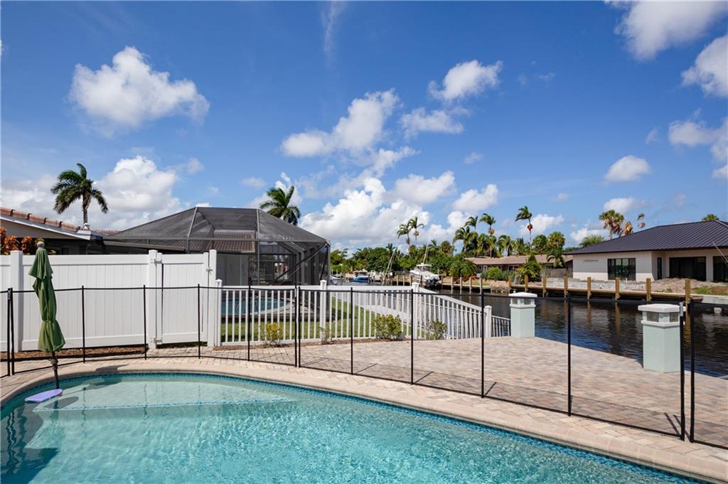 CYPRESS ISLES ESTATES FIR - Residential