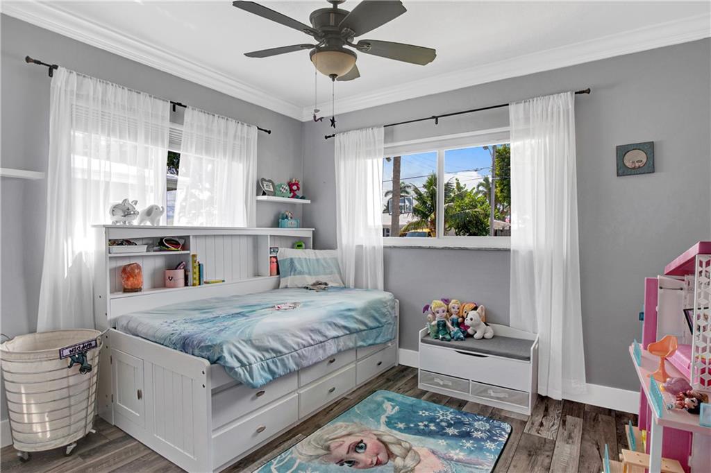 CYPRESS ISLES ESTATES FIR - Residential