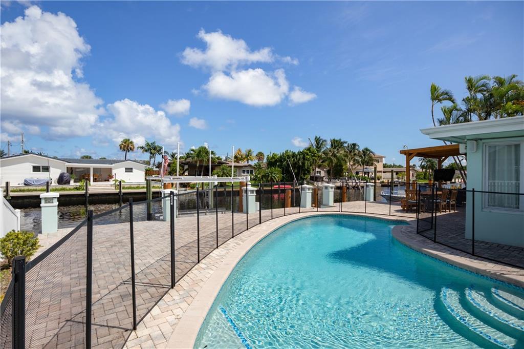 CYPRESS ISLES ESTATES FIR - Residential