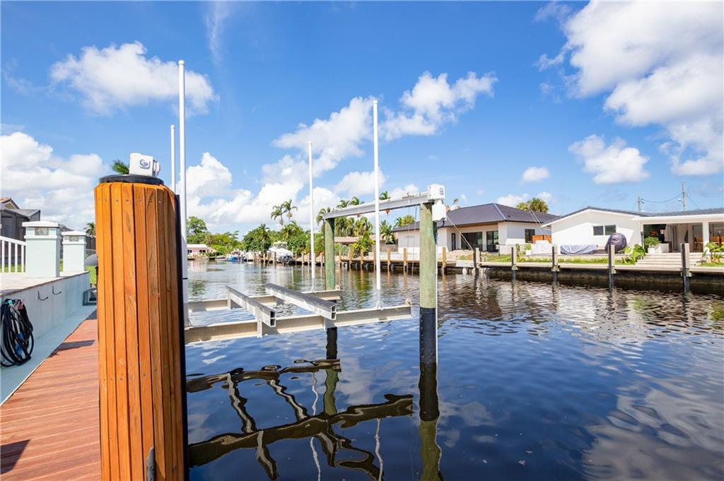CYPRESS ISLES ESTATES FIR - Residential