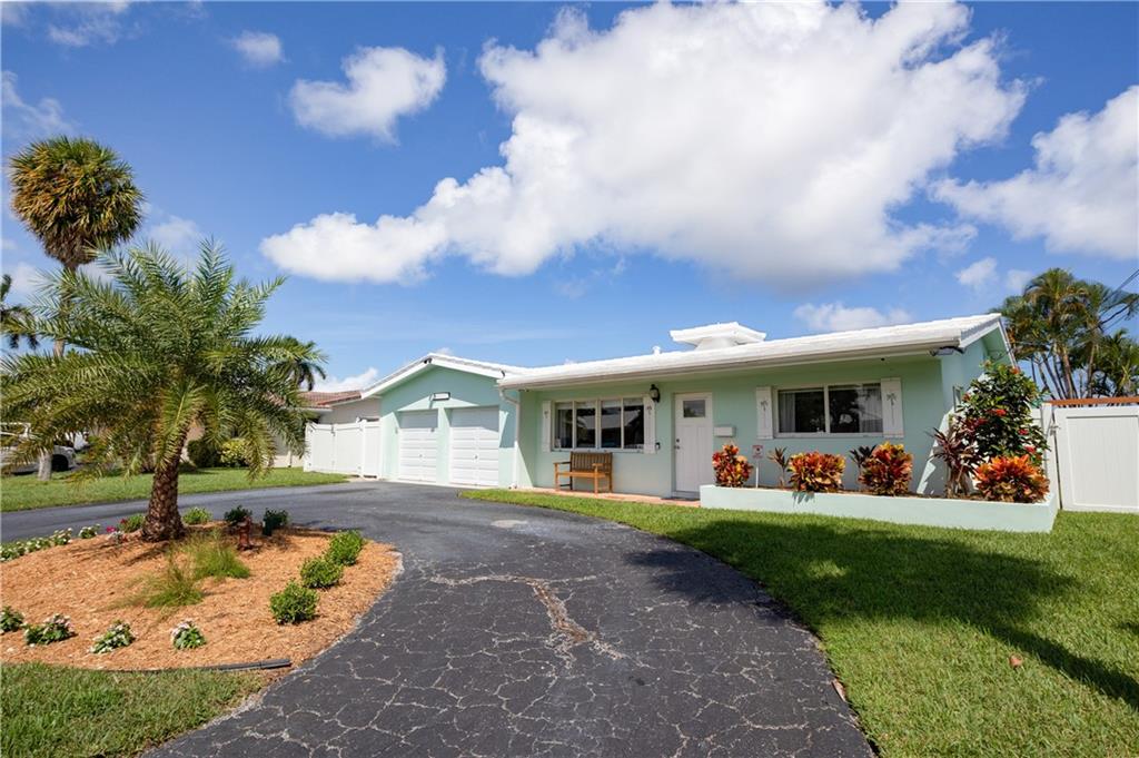 CYPRESS ISLES ESTATES FIR - Residential