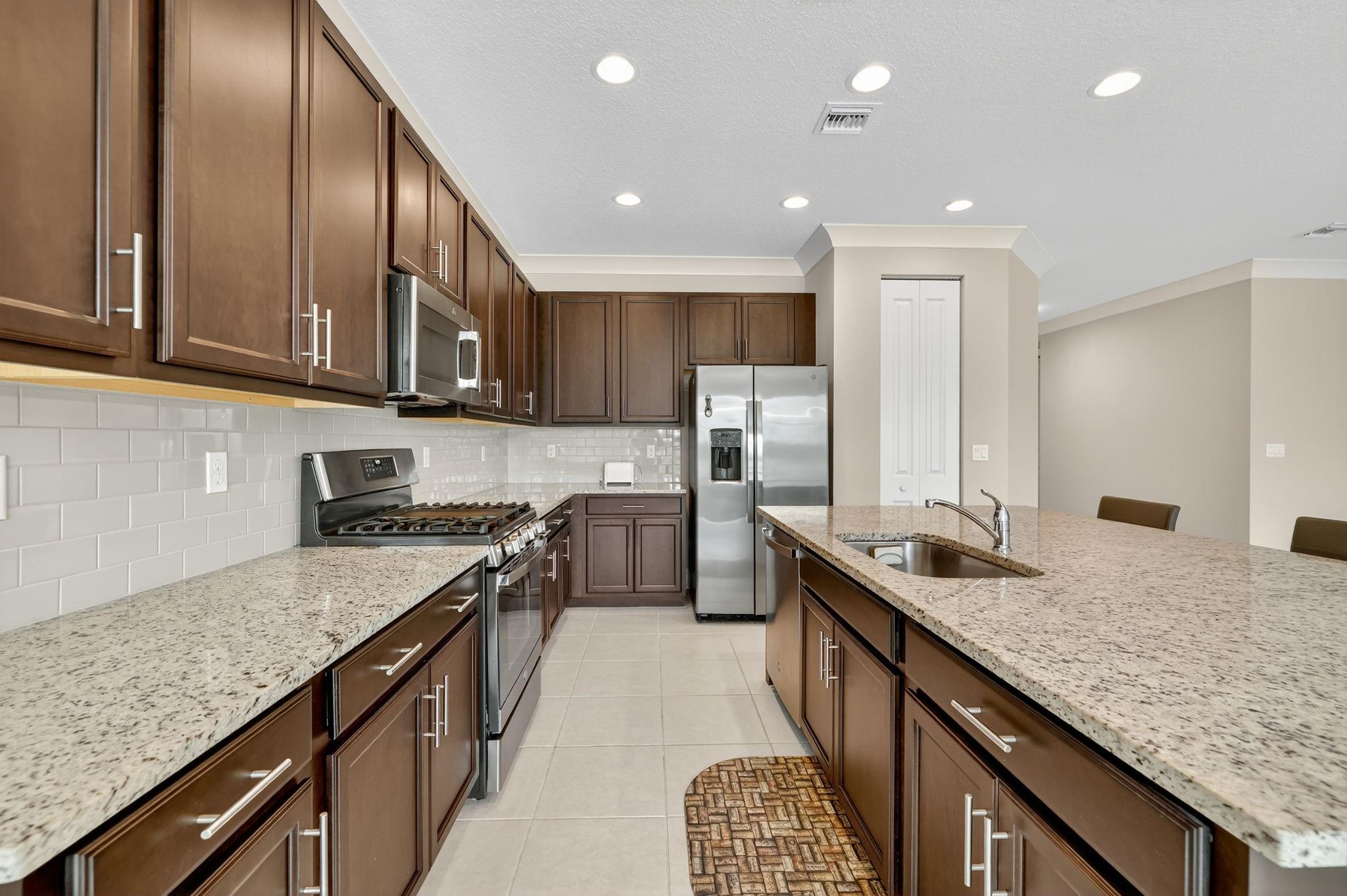 Valencia Grove - Residential