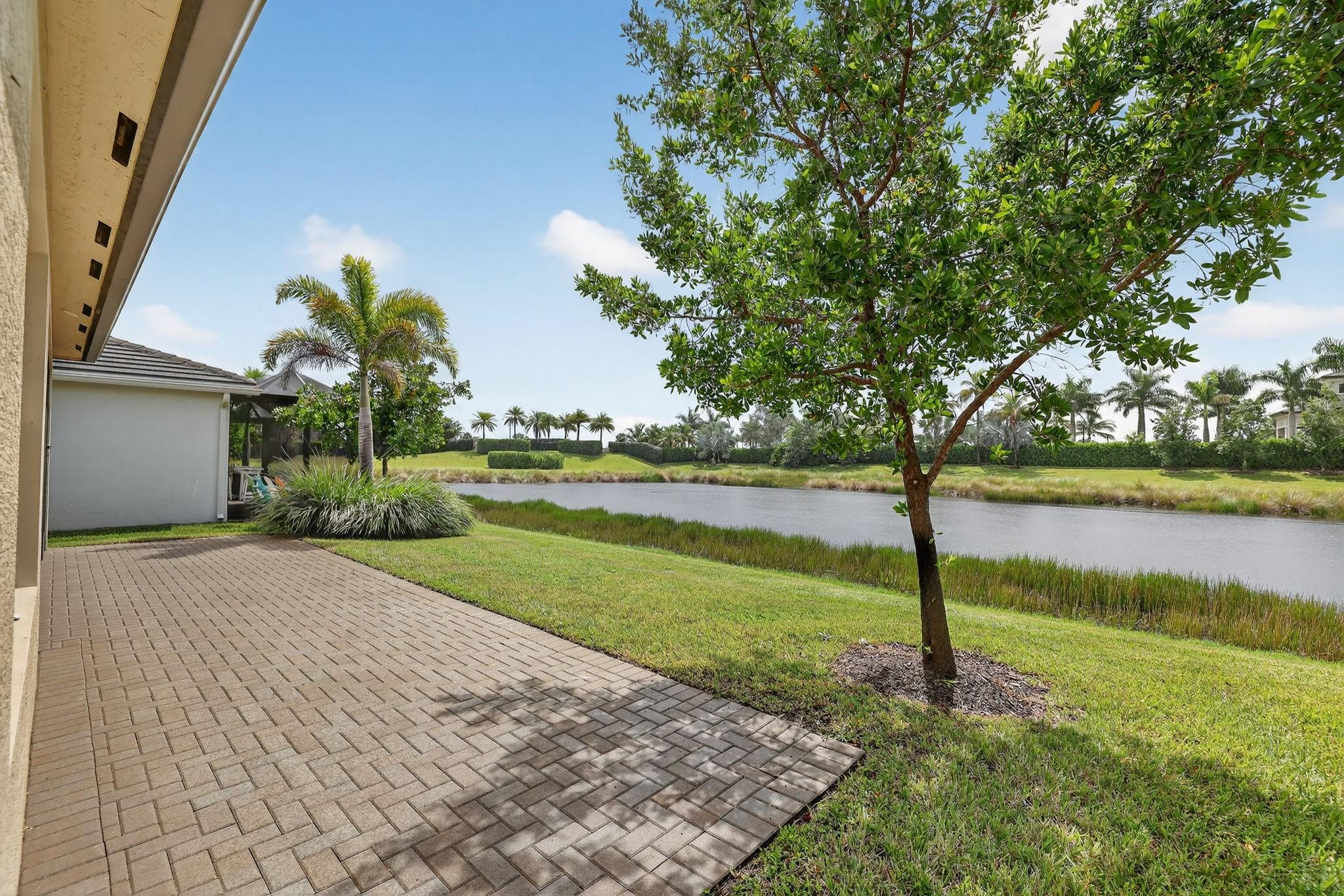 Valencia Grove - Residential