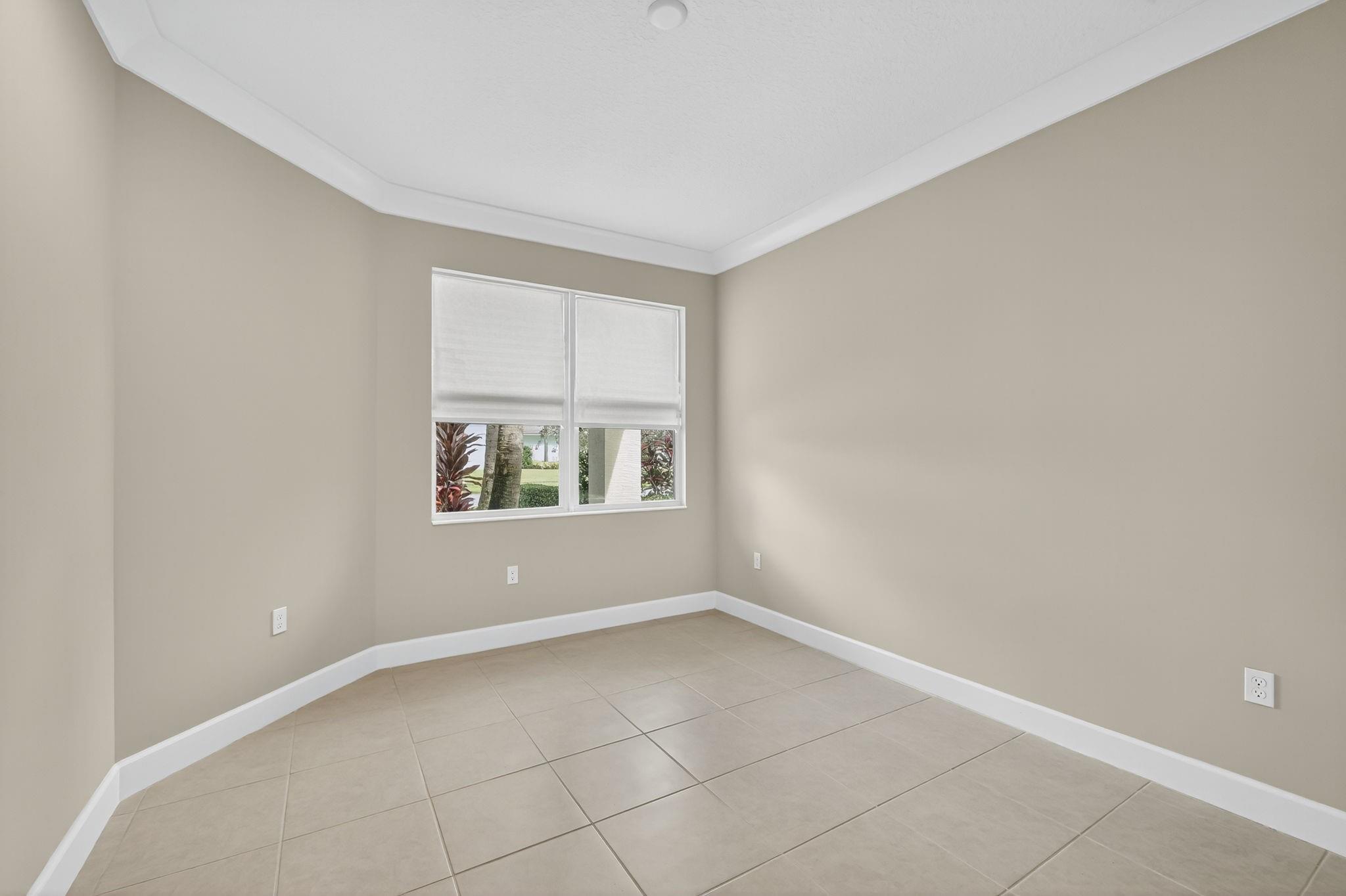 Valencia Grove - Residential