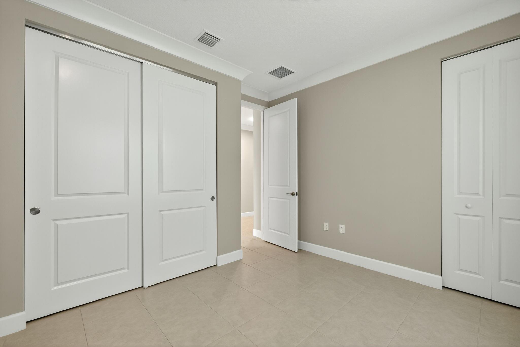 Valencia Grove - Residential